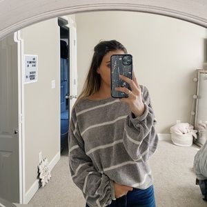 American Eagle Striped sweater